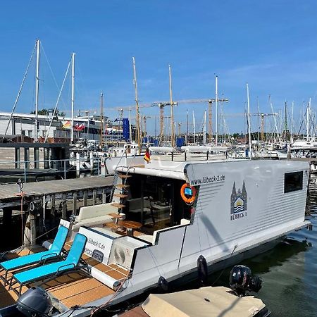 Hotel Hausboot Mit Traumlage In Luebeck-Travemuende Exteriér fotografie