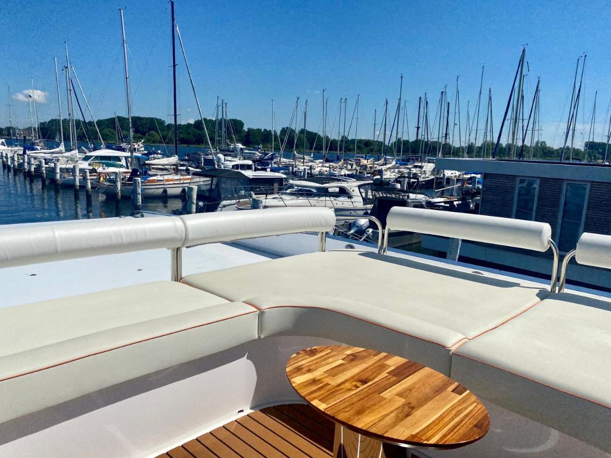 Hotel Hausboot Mit Traumlage In Luebeck-Travemuende Exteriér fotografie