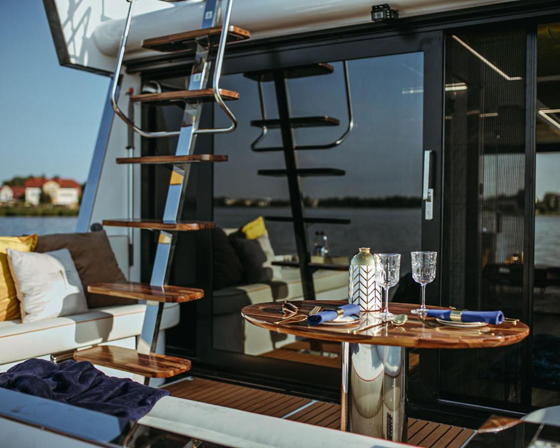 Hotel Hausboot Mit Traumlage In Luebeck-Travemuende Exteriér fotografie