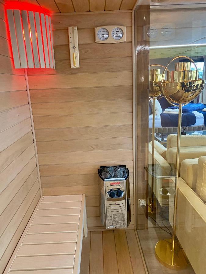 Hotel Hausboot Mit Traumlage In Luebeck-Travemuende Exteriér fotografie