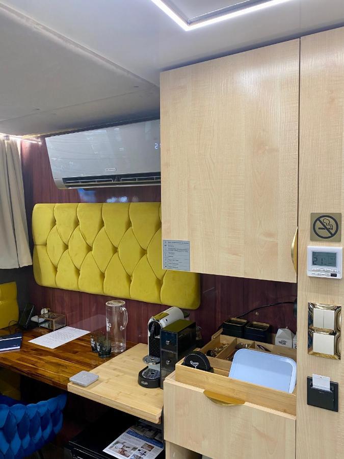 Hotel Hausboot Mit Traumlage In Luebeck-Travemuende Exteriér fotografie