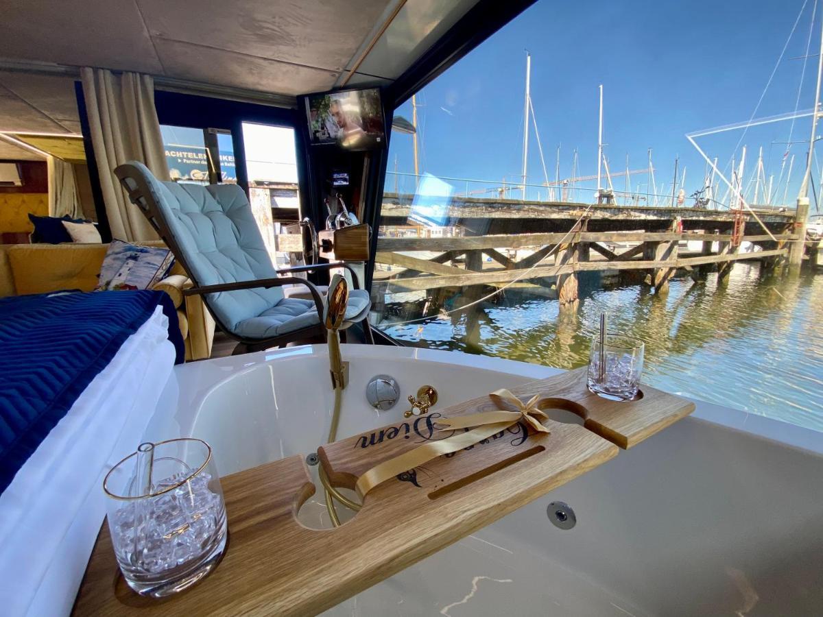 Hotel Hausboot Mit Traumlage In Luebeck-Travemuende Exteriér fotografie